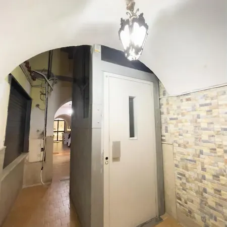 Guest house Luxury House *